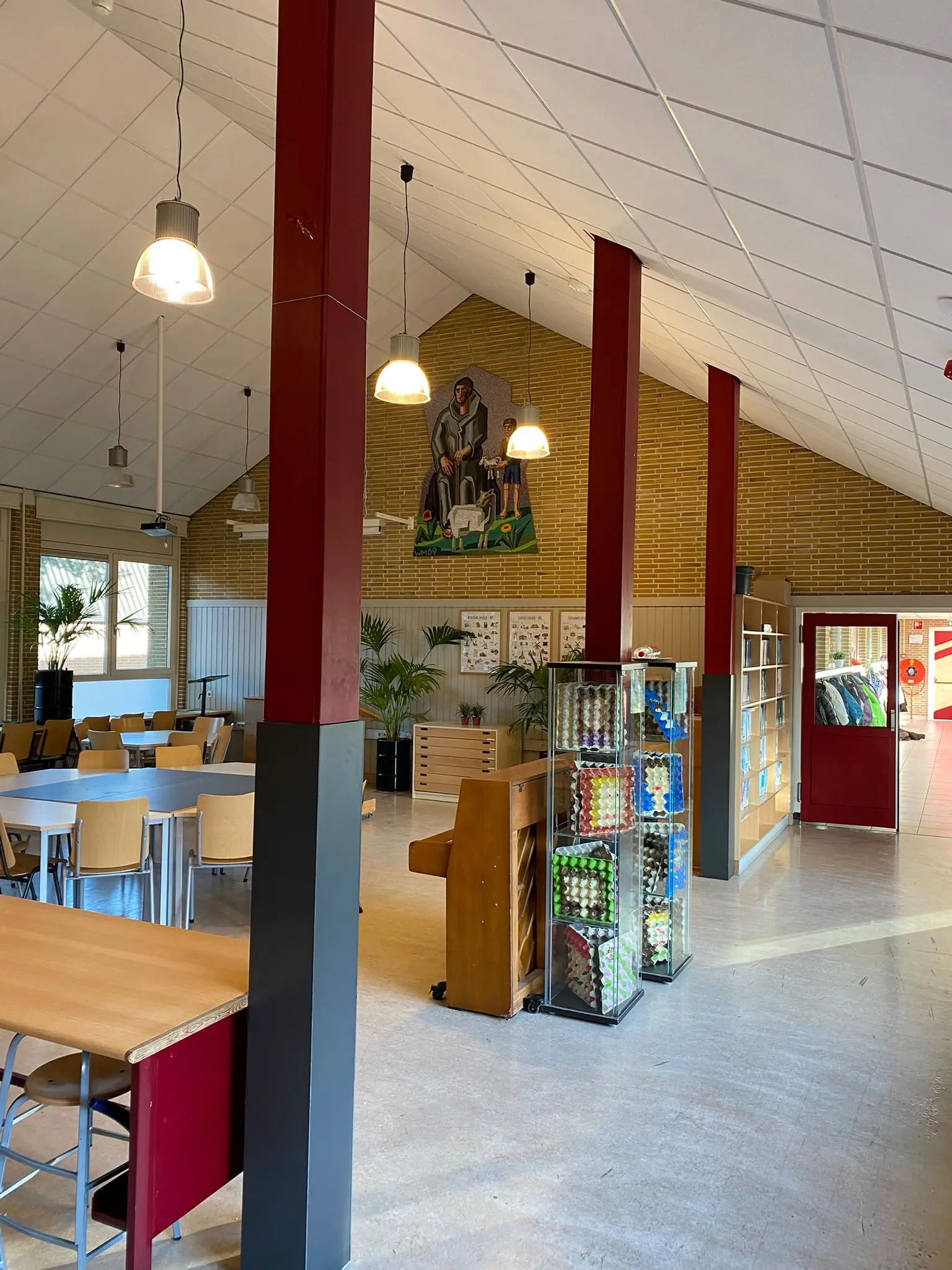 Foto hal school